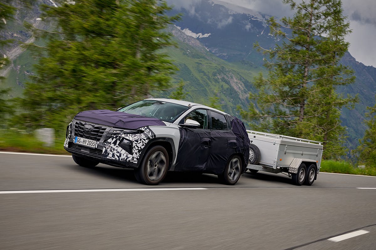 all-new Hyundai Tucson trailer testing (3)